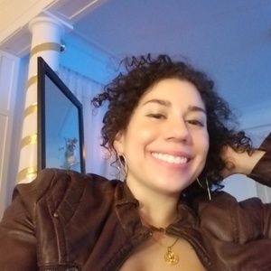 Meet your Posher, Angela